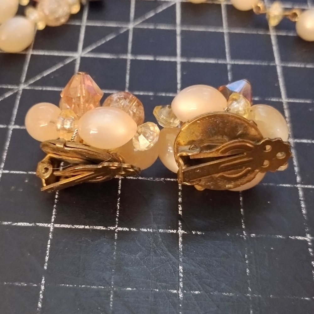 Vintage Double Strand Glass Necklace & Clip-On Earring Set, 1950s-1960s … - Picture 10 of 12